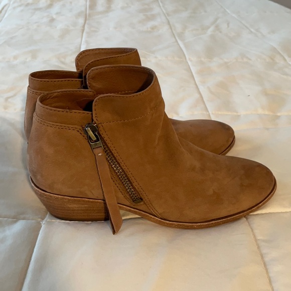 Girls Leather Booties - Picture 1 of 4